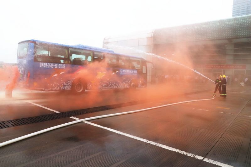 常運(yùn)集團(tuán)開(kāi)展突發(fā)事件、消防應(yīng)急演練